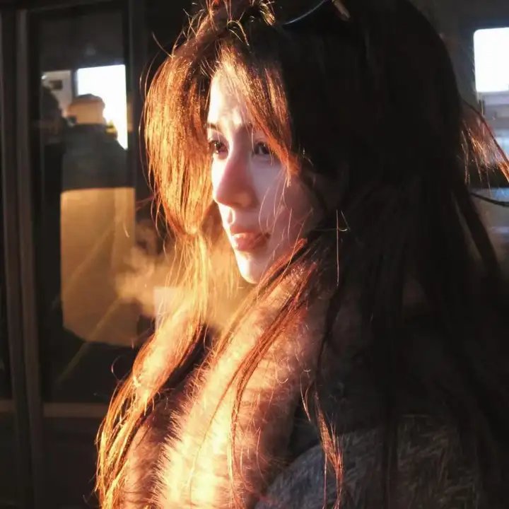 结婚当天我成了豪门继承人